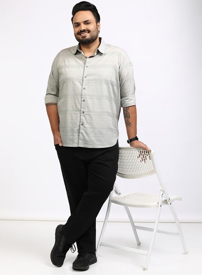 HIGHLANDER Plus Size Striped Collared Shirt - Image 2