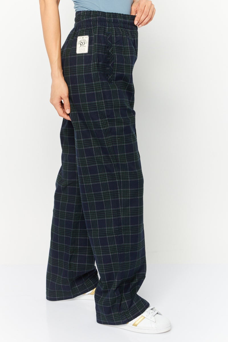adidas Originals Women Regular Fit Outdoor Track Pant, Dark Green  - Image 3