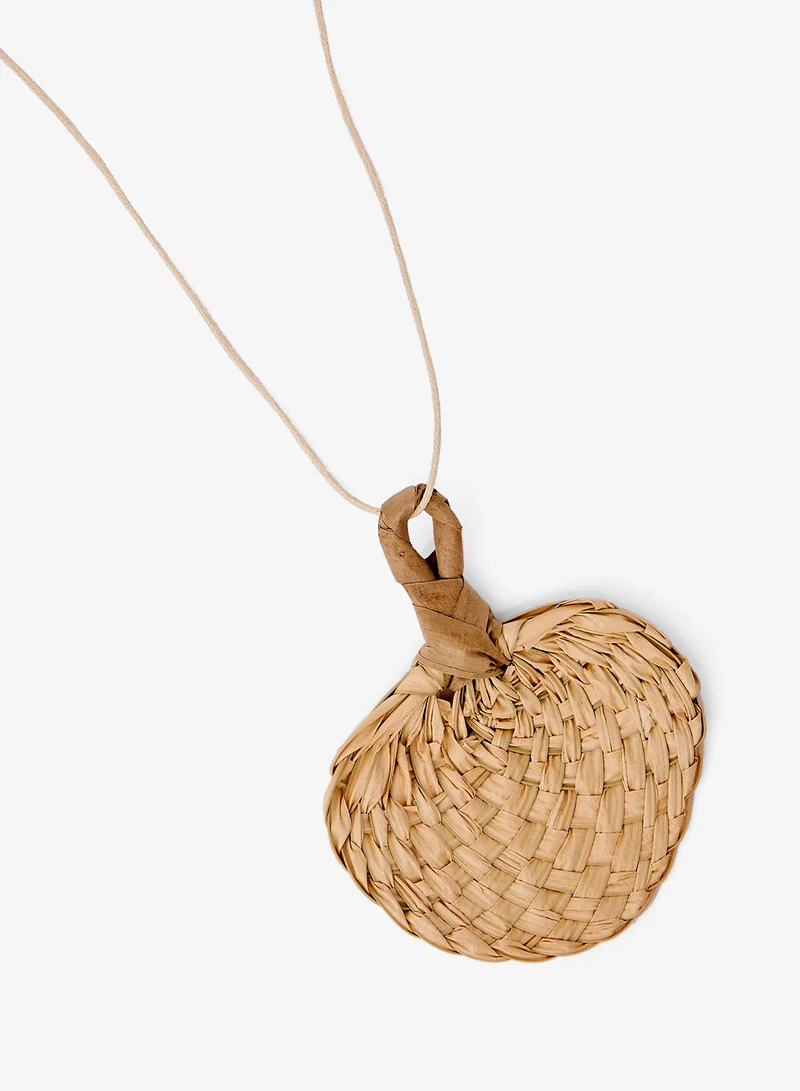 جينجر عقد صدفي بارز بنسيج الرافي