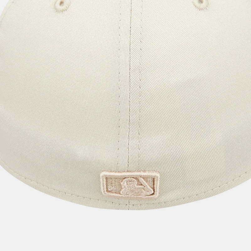 NEW ERA Men's League Essential 39THIRTY New York Yankees Cap