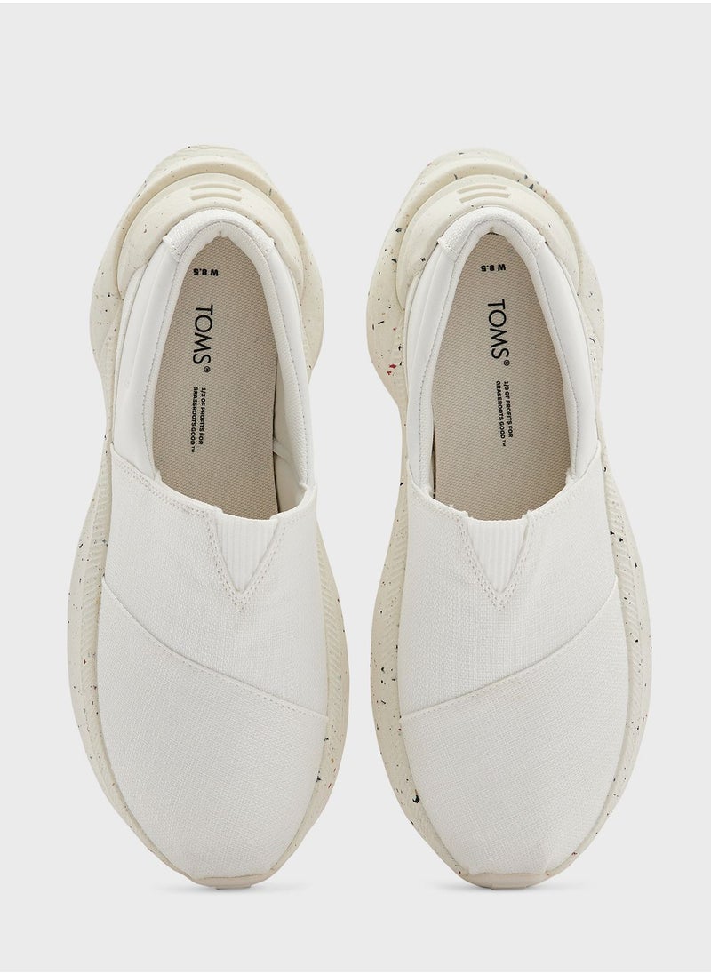 TOMS - Round Toe Flats Slip Ons - Image 1