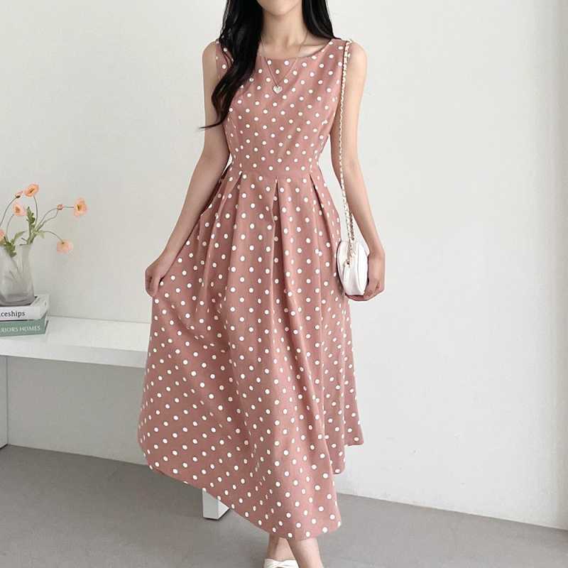Korean Chic Vintage Polka Dot Tie-Waist Sleeveless Maxi Dress - Image 2