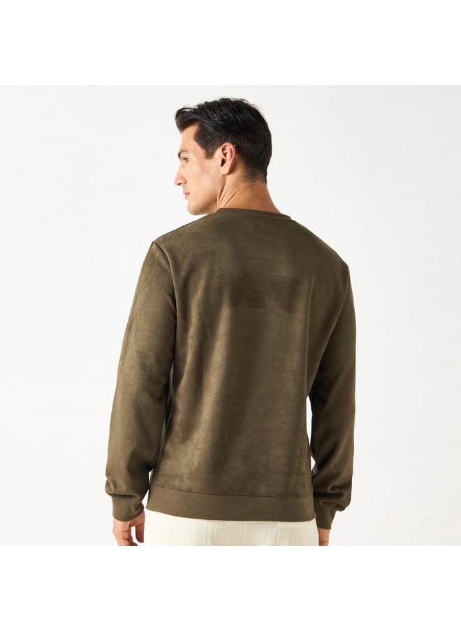 Iconic Iconic Solid Sweatshirt with Round Neck and Long Sleeves  - Image 3