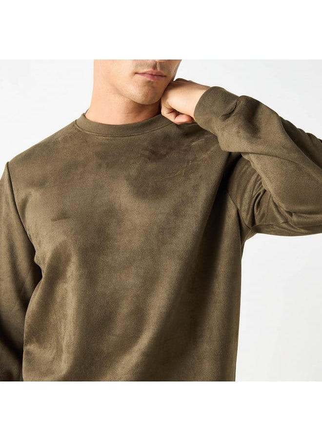 Iconic Iconic Solid Sweatshirt with Round Neck and Long Sleeves  - Image 4
