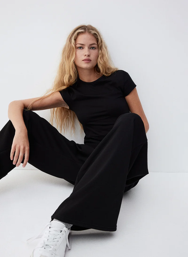 اتش اند ام Wide Joggers