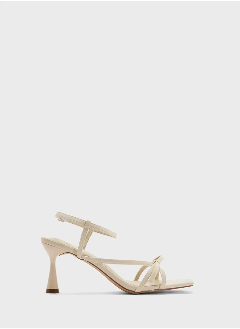 ELLA Heeled Sandal Wih Bow
