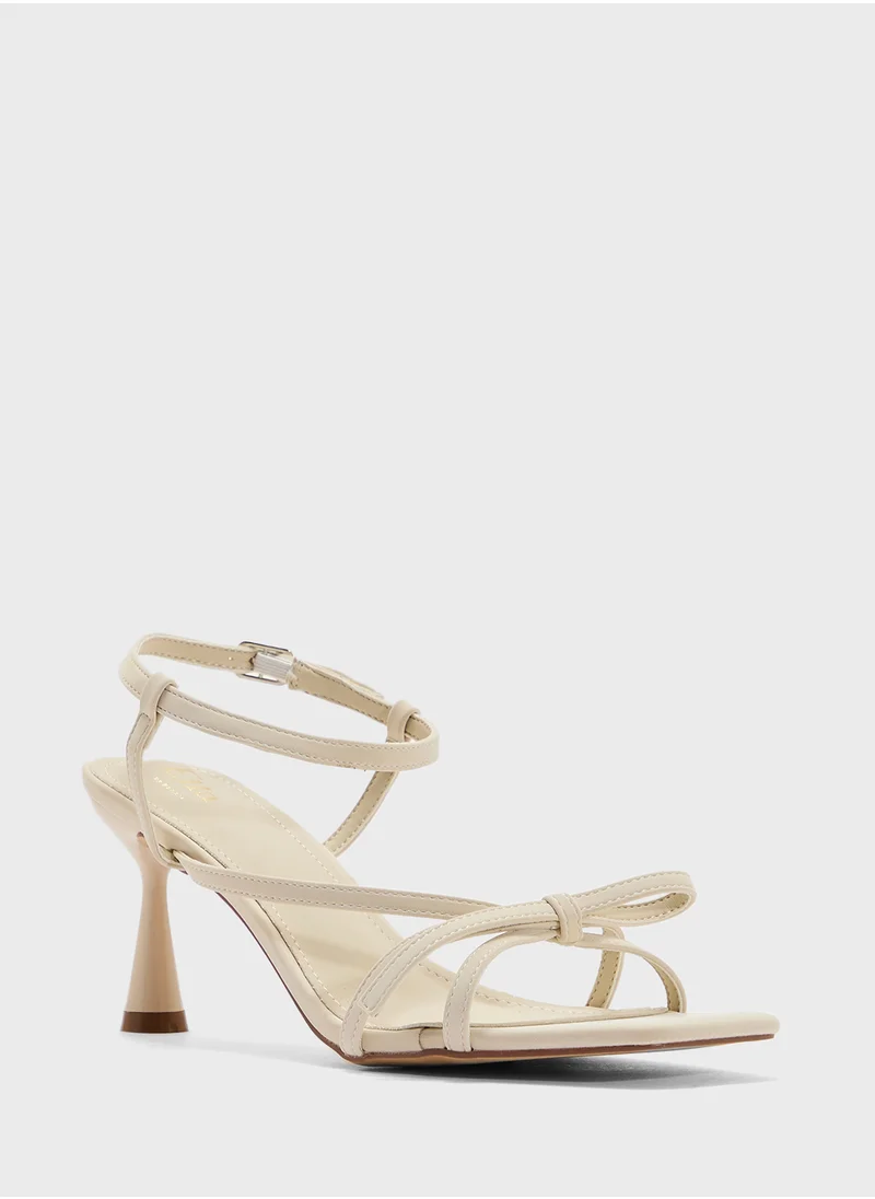 ELLA Heeled Sandal Wih Bow