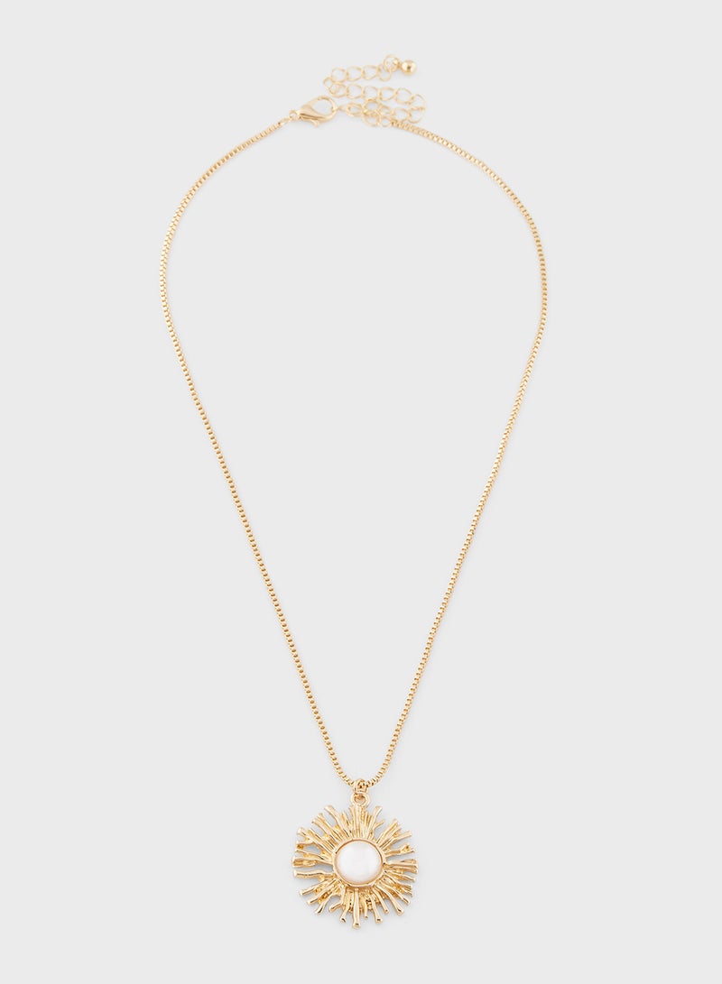 ELLA Pearl Pendant Necklace & Earrings Set  - Image 2