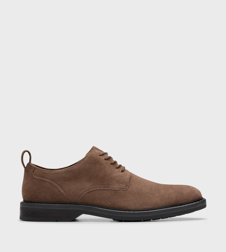 clarks Aldwin Lace Brown Sde