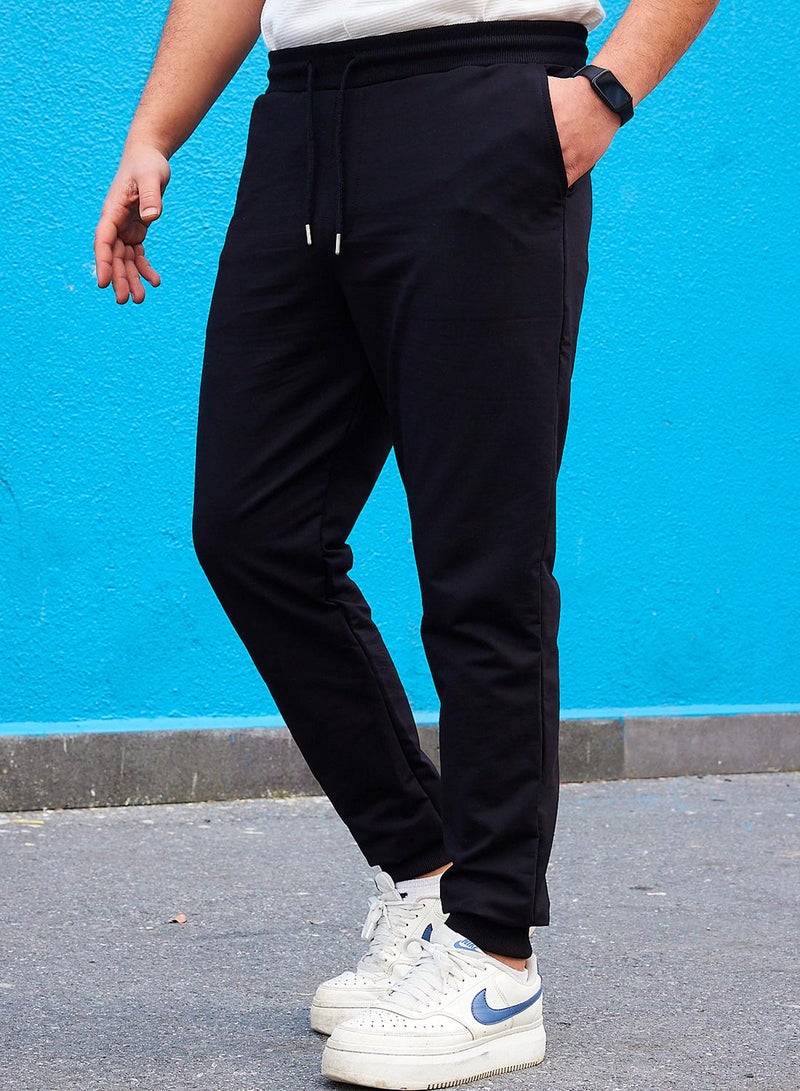 trendyol Black Basic Regular Fit Rubber Leg Jogger Sweatpants - Image 3