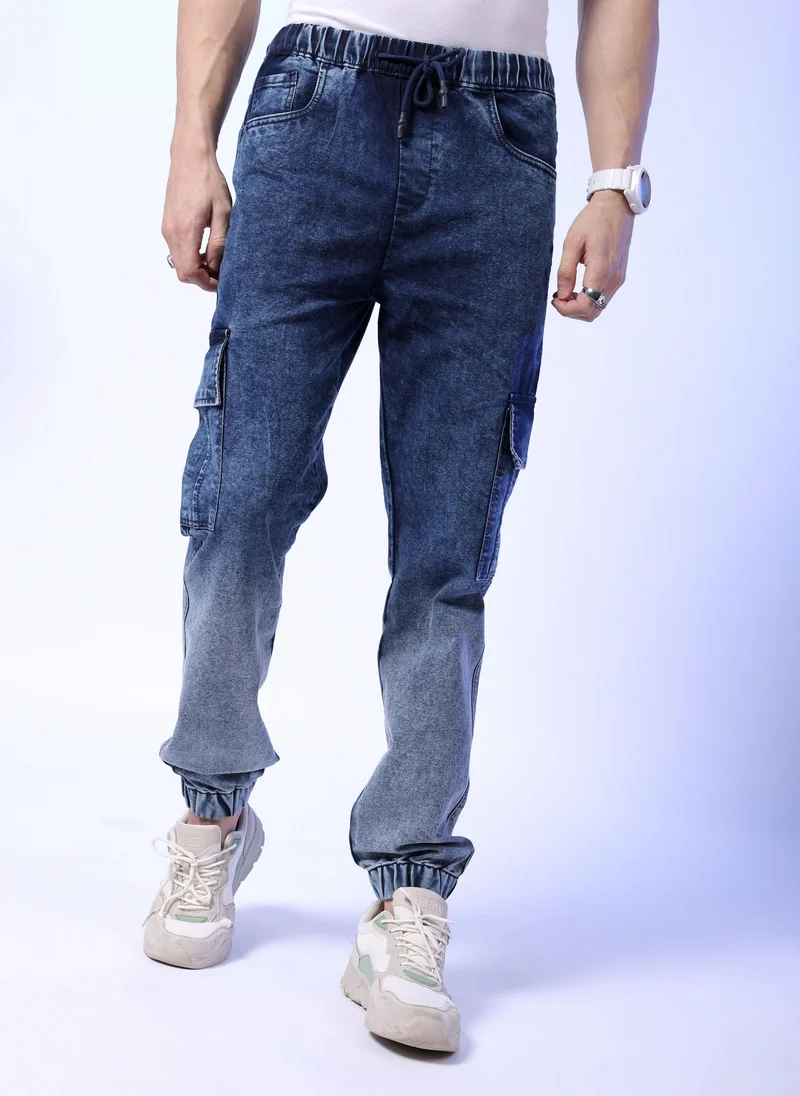 ذا انديان كراج كو Men Regular Fit Solid Mid-Rise Stretchable Denim Cargo Joggers
