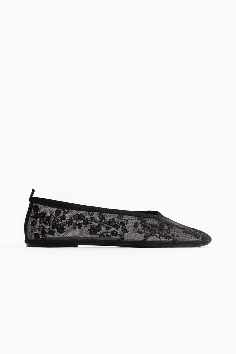 H&M Embroidered ballet pumps