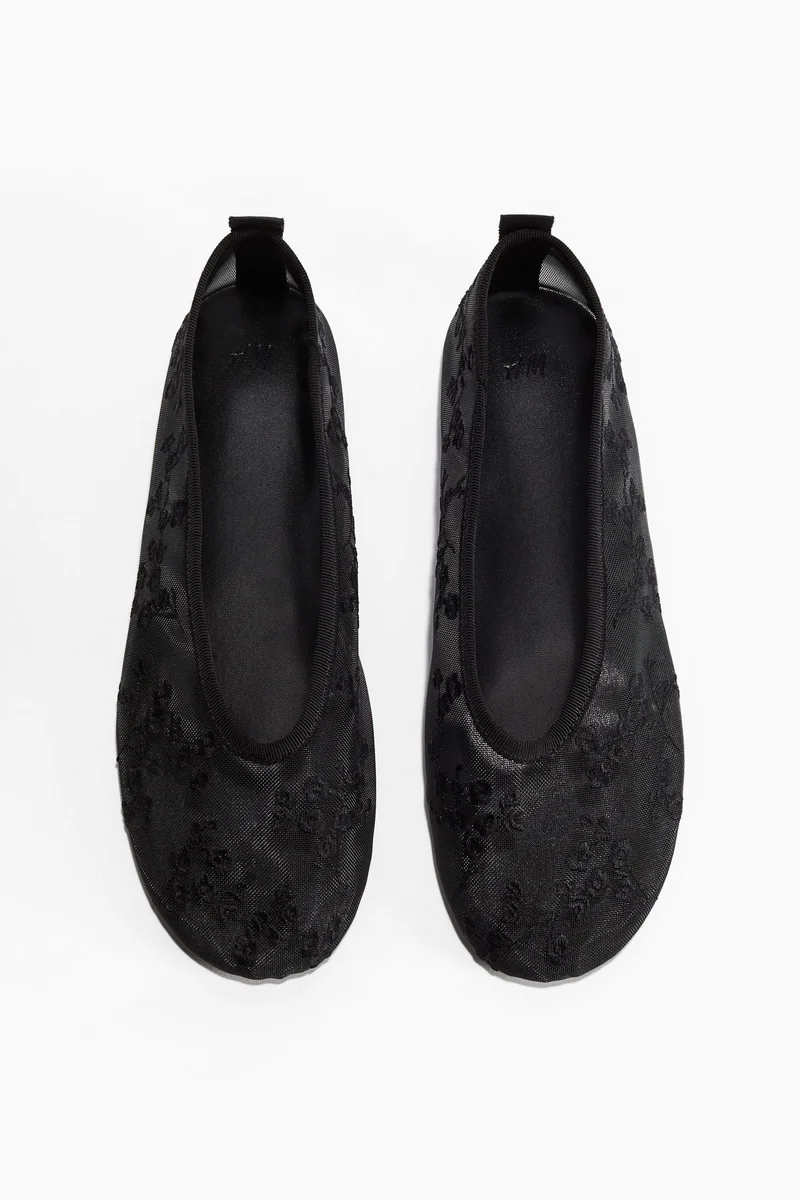H&M Embroidered ballet pumps