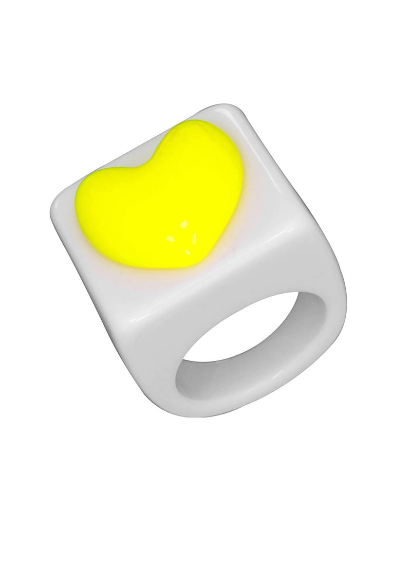 فاشن بوكس خاتم أبيض مع قلب أصفر