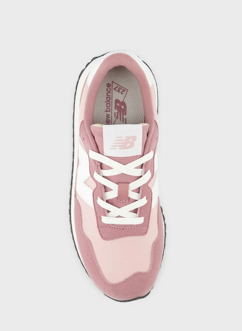 New Balance 237 Sneakers