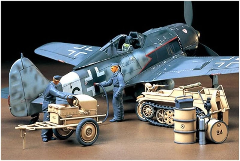 Tamiya 1:48 WWII German Kettenkraftrad with Aircraft Power Supply Unit Model Kit - Image 2