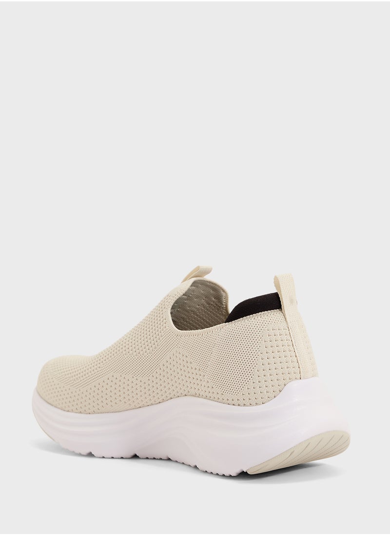 SKECHERS Vapor Foam  - Image 2