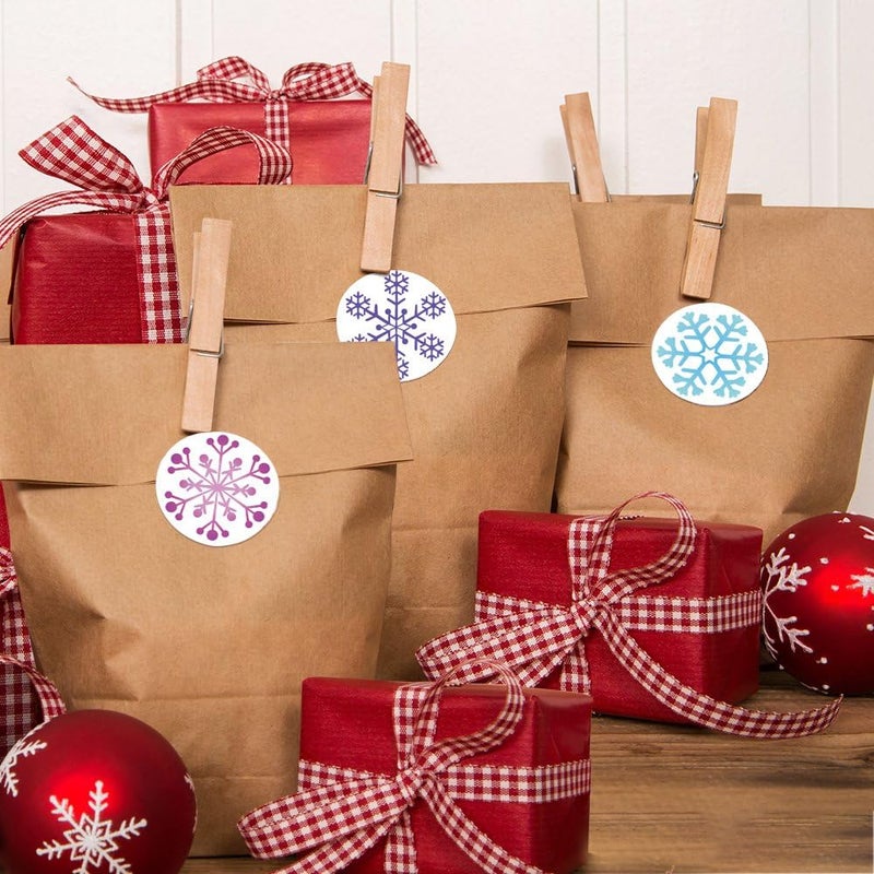 KUUQA 450 Pieces Snowflake Stickers for Christmas and Winter Holiday Party Decor Craft Supplies 3 Rolls - Image 4