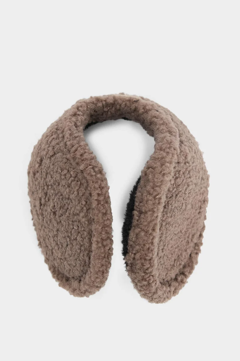 Defacto Man Plush Headphones