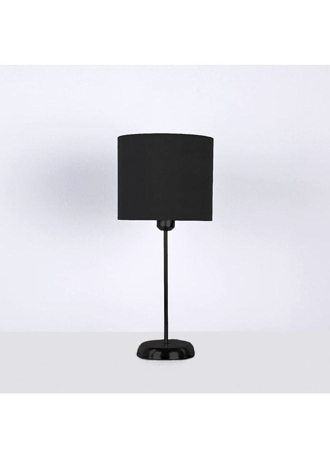 Generic Its lampshades are black metal 
