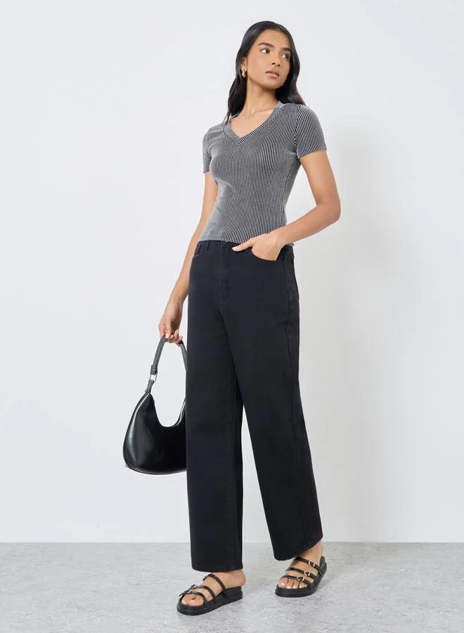 تايك تو بلوزة مخططة بتفاصيل بارزة الملمس