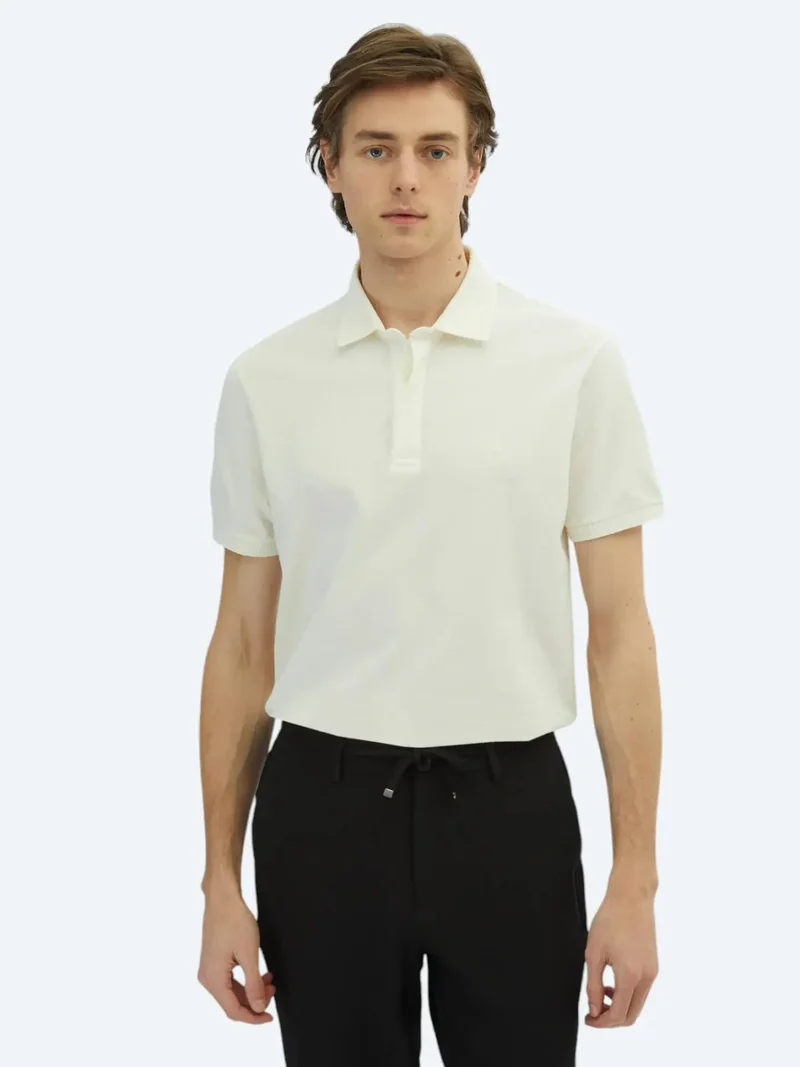 كيب تيشيرت قطني 100% سادة بياقة بولو، لون أبيض كريمي