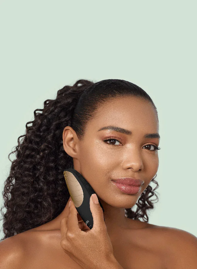 جيسكي SmartAppGuided Sonic Thermo Facial Brush | 6 في 1 | تنظيف البشرة | فرشاة تنظيف بوظيفة حرارية | مساج الوجه | فرشاة كهربائية للوجه | جهاز تنظيف الوجه - رمادي