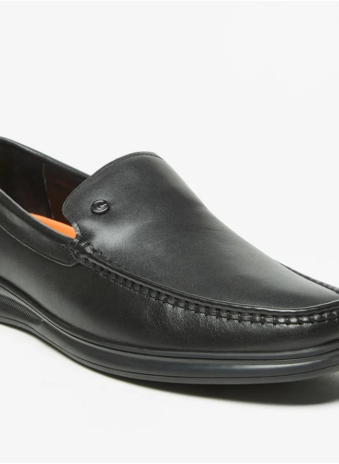 لو كونفورت Men's Solid Slip-On Loafers