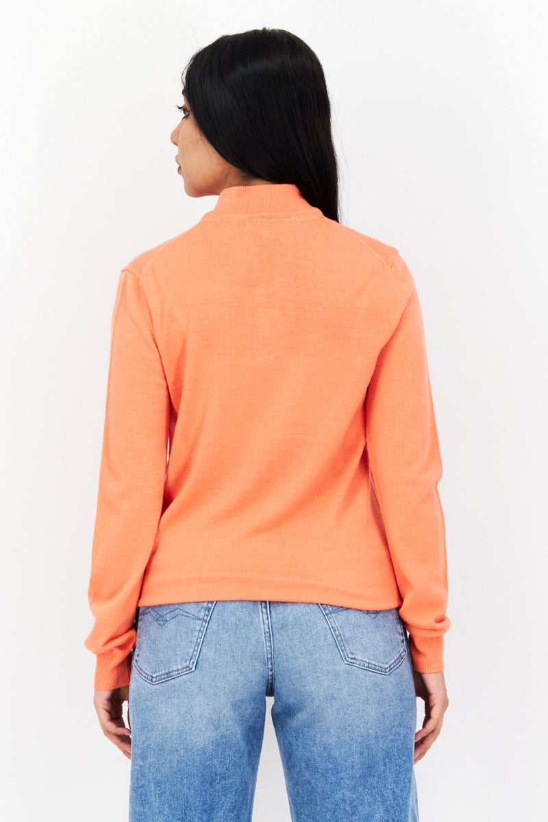 Lyle & Scott سويت شيرت نسائي بأكمام طويلة وياقة مزيفة مع شعار مطرز، برتقالي - Image 3