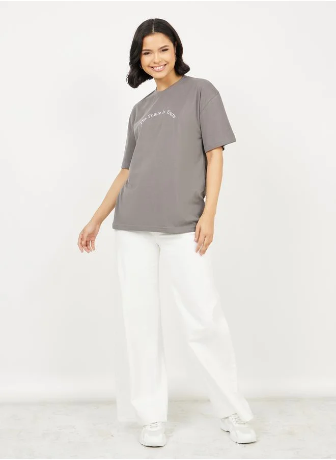 ستايلي Oversized Embroidered Slogan Drop Shoulder T-Shirt