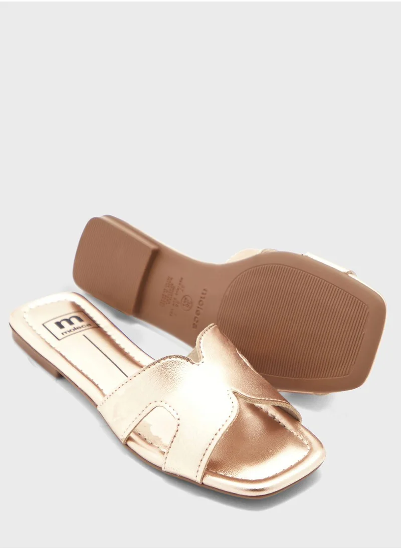 موليكا Louise Single Strap Low Heel Sandals