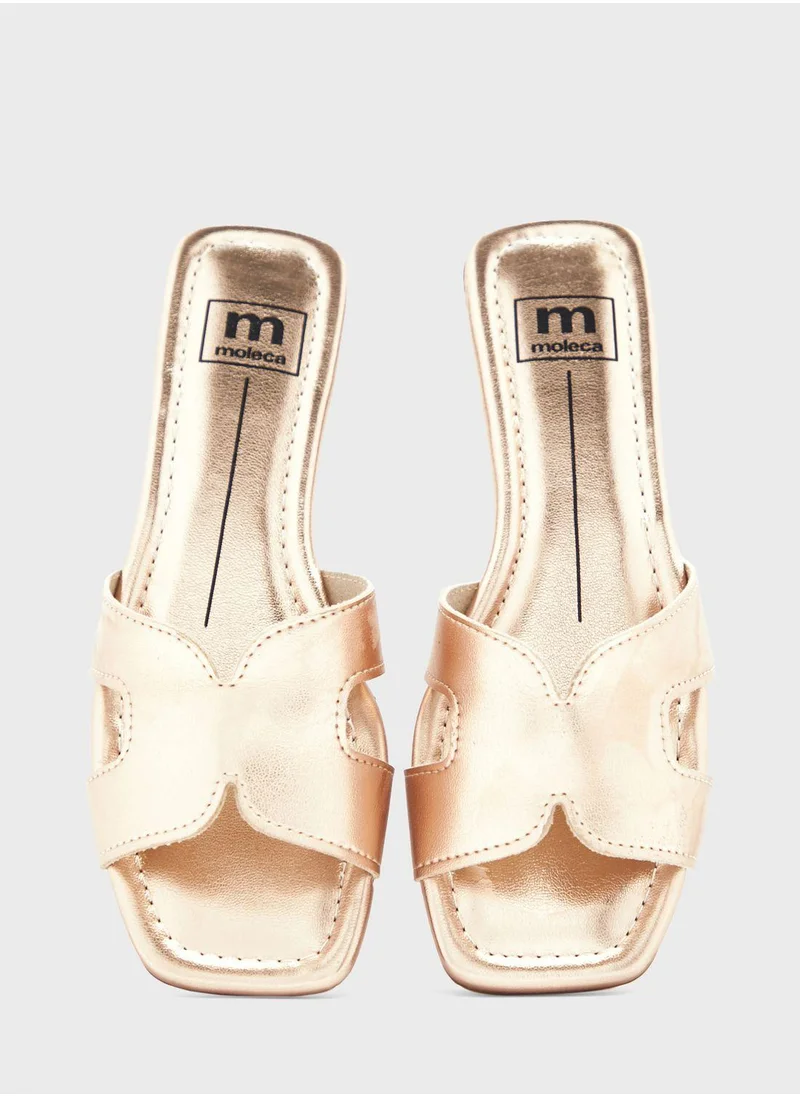 موليكا Louise Single Strap Low Heel Sandals