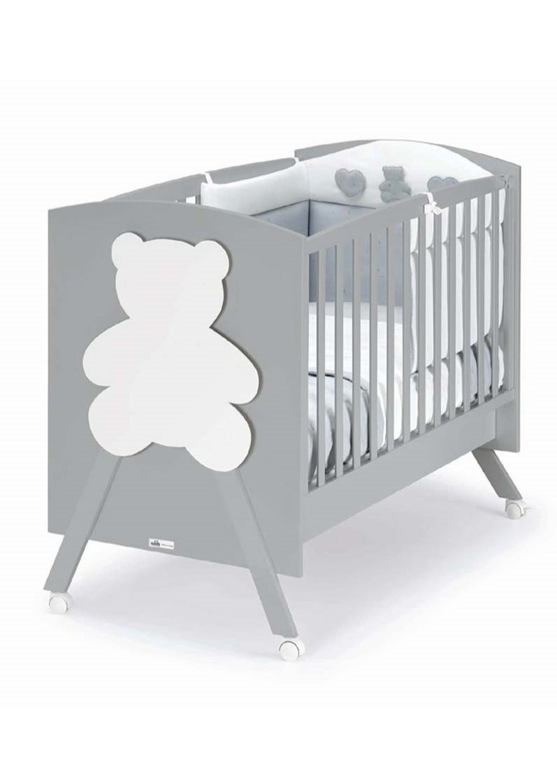 cam سرير أطفال Orsopolly Gray Cot - Cam Playard، سرير أطفال، صنع في إيطاليا مع ميزة الدبدوب السحري المزود بإضاءة خلفية، من 0 إلى 36 شهرًا، أربع عجلات، اثنتان منها مزودتان بفرامل أمان، سرير أطفال - Image 1