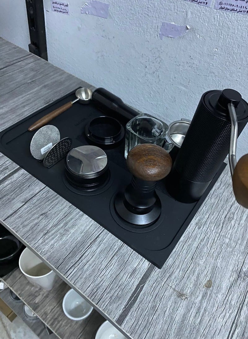 قاعدة أدوات القهوة الاحترافية (بار مات) من السيليكون عالي الجودة بمقاس 20×30 سم – لتنظيم أدوات تحضير الإسبريسو باحتراف وأناقة - Image 4