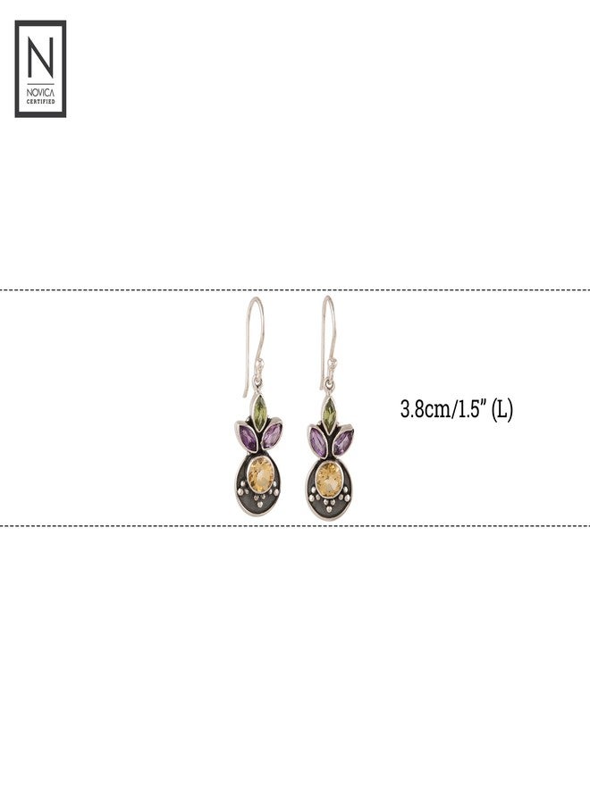 نوفيكا أقراط متدلية متعددة الأحجار الكريمة مصنوعة يدويًا من نوفيكا، عيار 3 قيراط من الفضة الإسترلينية الهندية، مرصعة بحجر السترين والجمشت والزبرجد [1.5 بوصة طول × 0.4 بوصة عرض × 0.1 بوصة عمق]، "لحن متلألئ" - Image 3