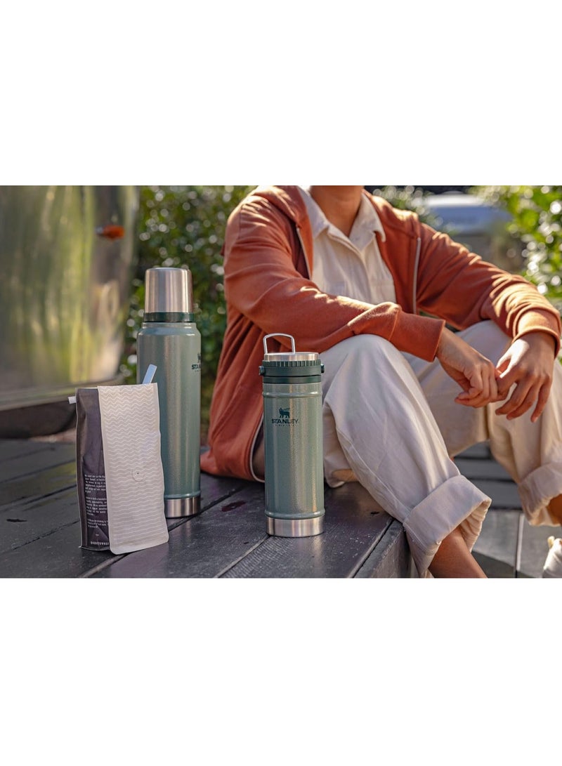 Stanley Classic Legendary Vacuum Bottle Hammertone Green - Image 2