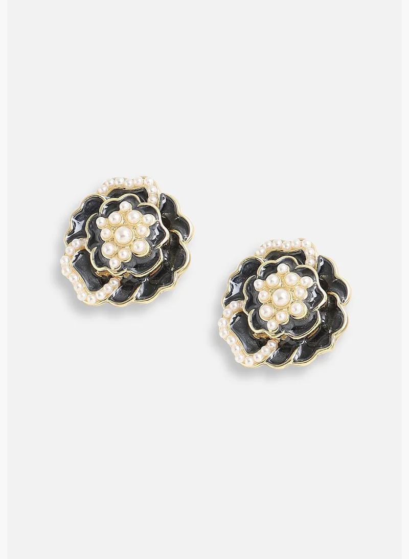 SOHI Gold Plated Pearls Casual Stud For Women