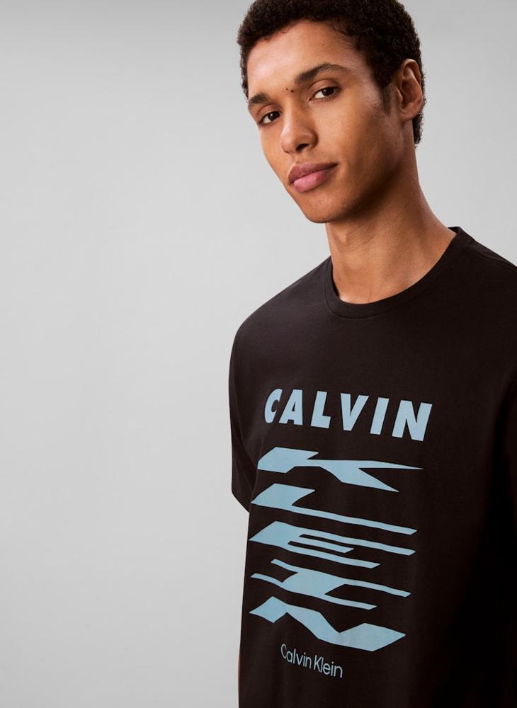 كالفن كلاين جينز تيشيرت بياقة دائرية برسومات - Image 4