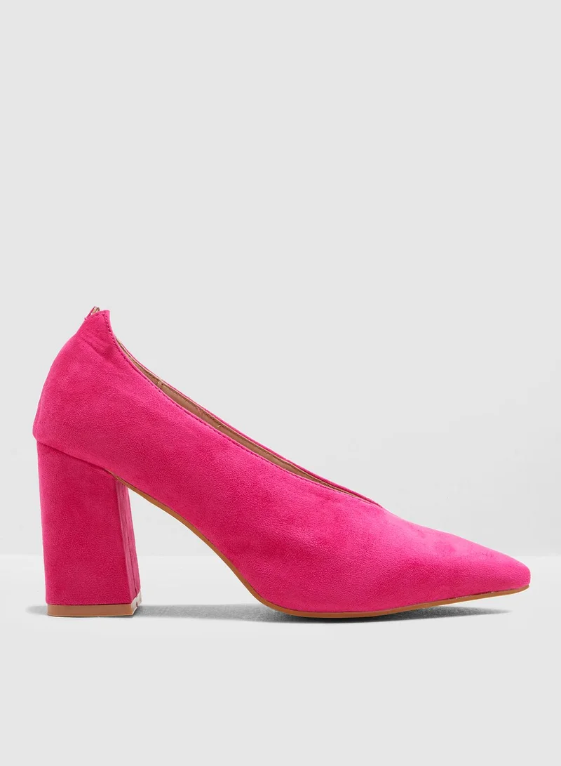 ELLA Vamp Block Heel Court Shoe