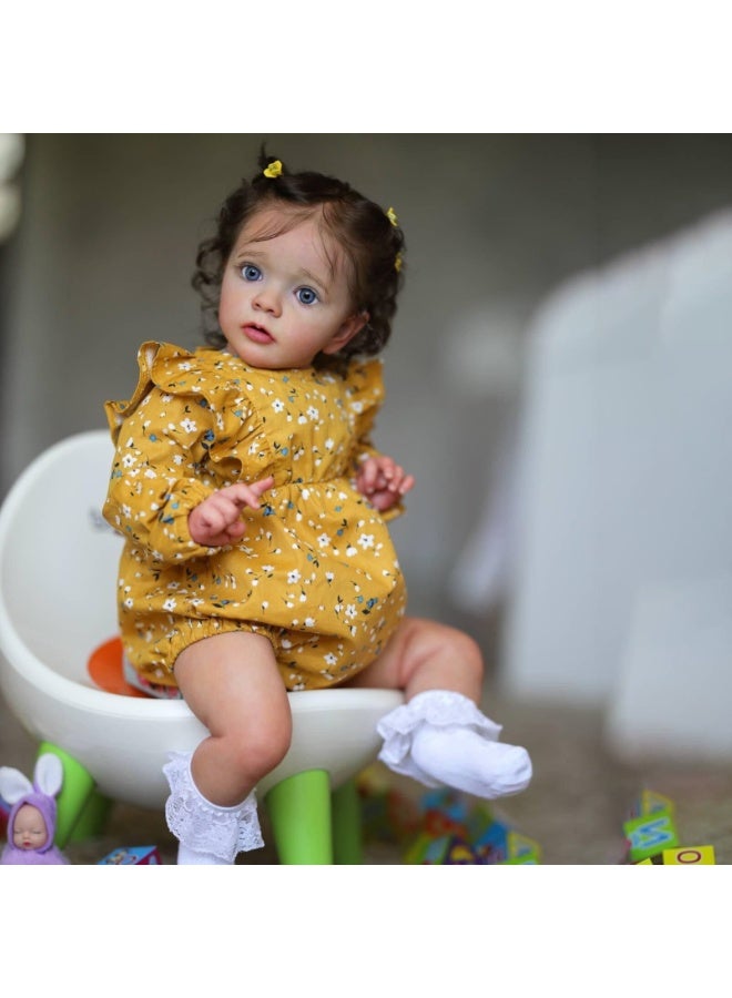 Maggi 22-inch Cloth-Bodied Simulated Doll, Exquisite 3D Painted Reborn Doll, Lifelike Newborn Baby Companion Doll Set - Image 3