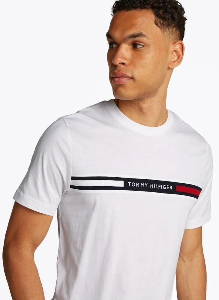 تومي هيلفيغر Regular Fit T-Shirt With Logo Panel