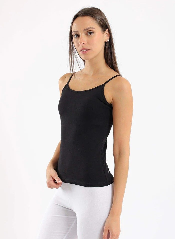 سيلفي توب حريمي حمالة رفيعة- لون أسود - Image 1