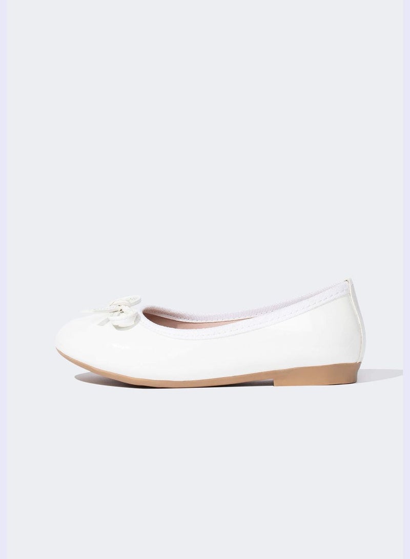 DeFacto Girl Casual Shoes - Image 1