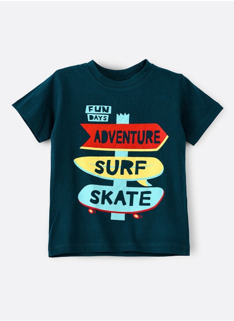 Basic round neck graphic t-shirt