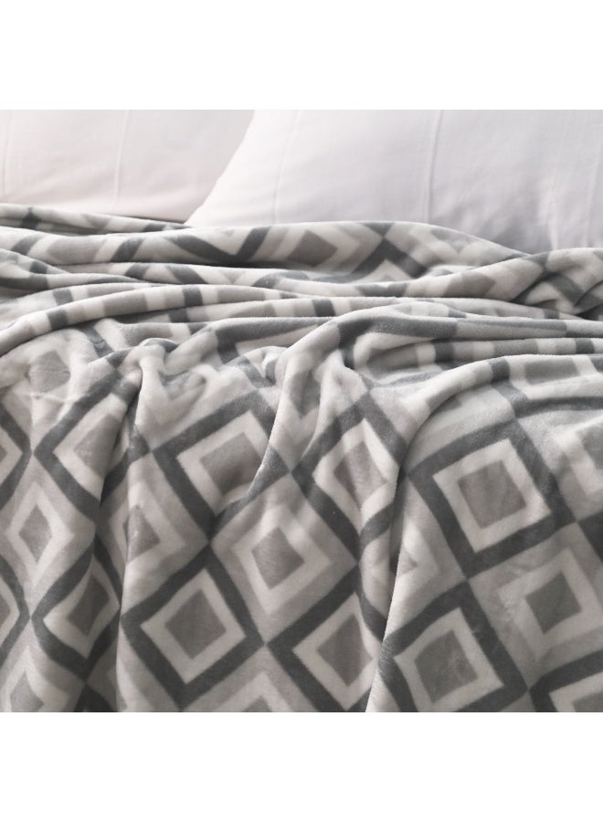 Morano Viva Blanket – Printed Model, 220x240 CM, Lightweight Ultra-Soft Polyester Throw with Elegant Finish, Stylish Colors,Warm and Cozy Blanket for Bed or Sofa - Image 3