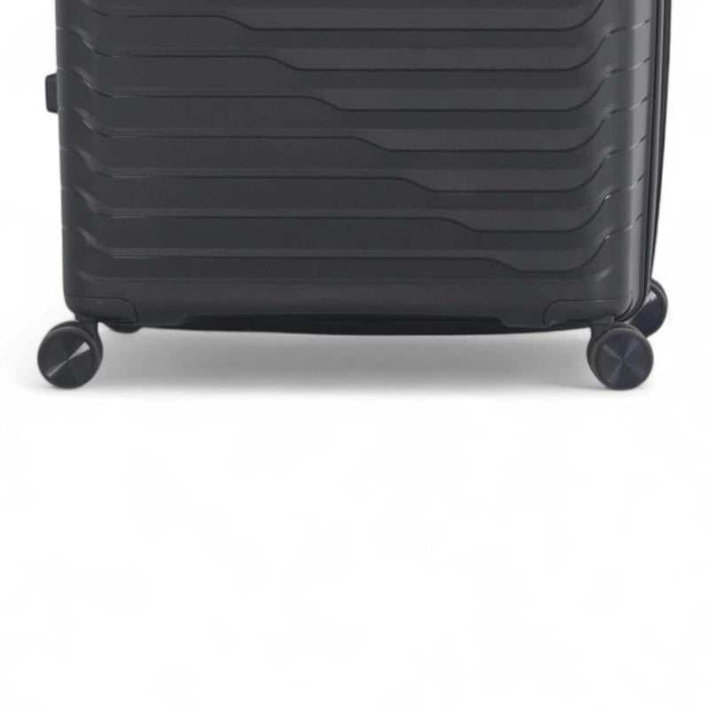 Aviator Luxury Complete Luggage Set - 3 Pieces in Shatterproof Polypropylene (Large Sizes and Superior Features) - Image 4
