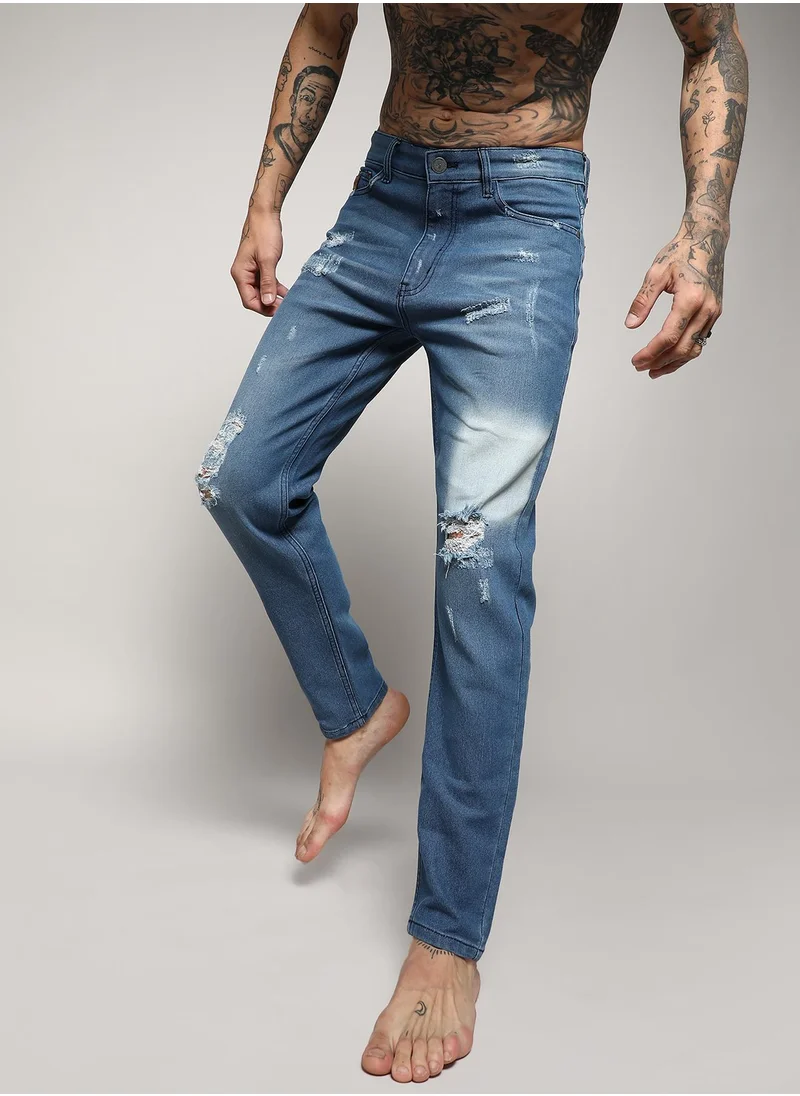 Campus Sutra Men's Light Blue Ripped Knee Denim Jeans