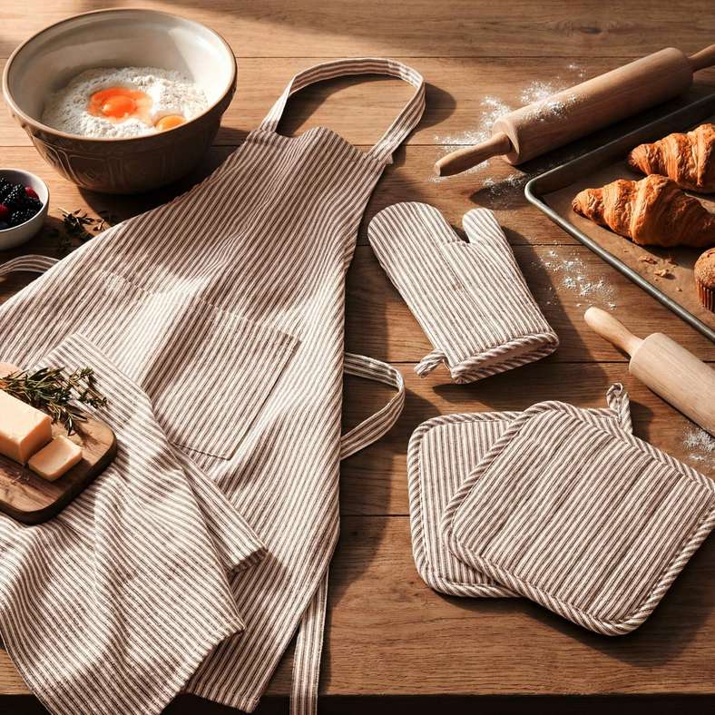 Pan Home Velisha Pinstripe Kitchen Towel Set - Beige - Image 3