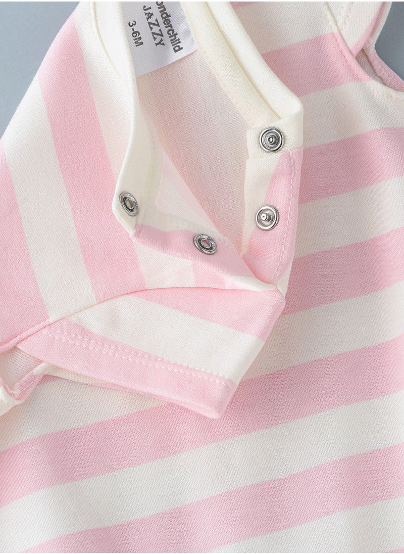 Tiny Hug - Romper with print at front - Image 1