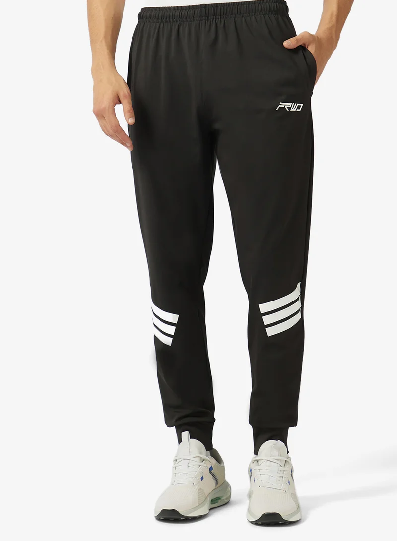 FRWD Regular Fit Joggers With 3 Strips Print
